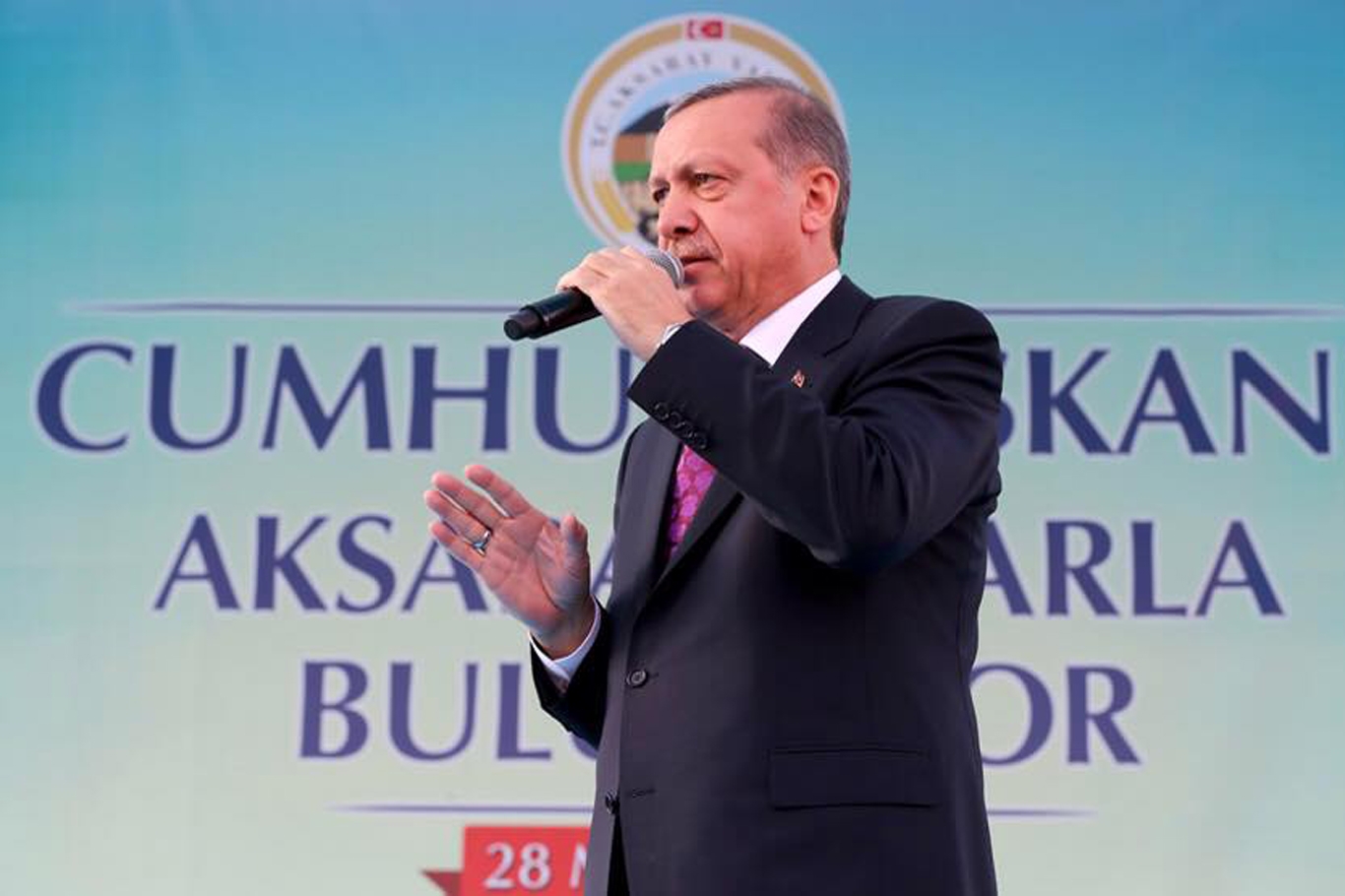 Cumhurbaşkanı Erdoğan Aksaray’da muhalefete yüklendi Cumhurbaşkanı Erdoğan Aksaray’da muhalefete yüklendi